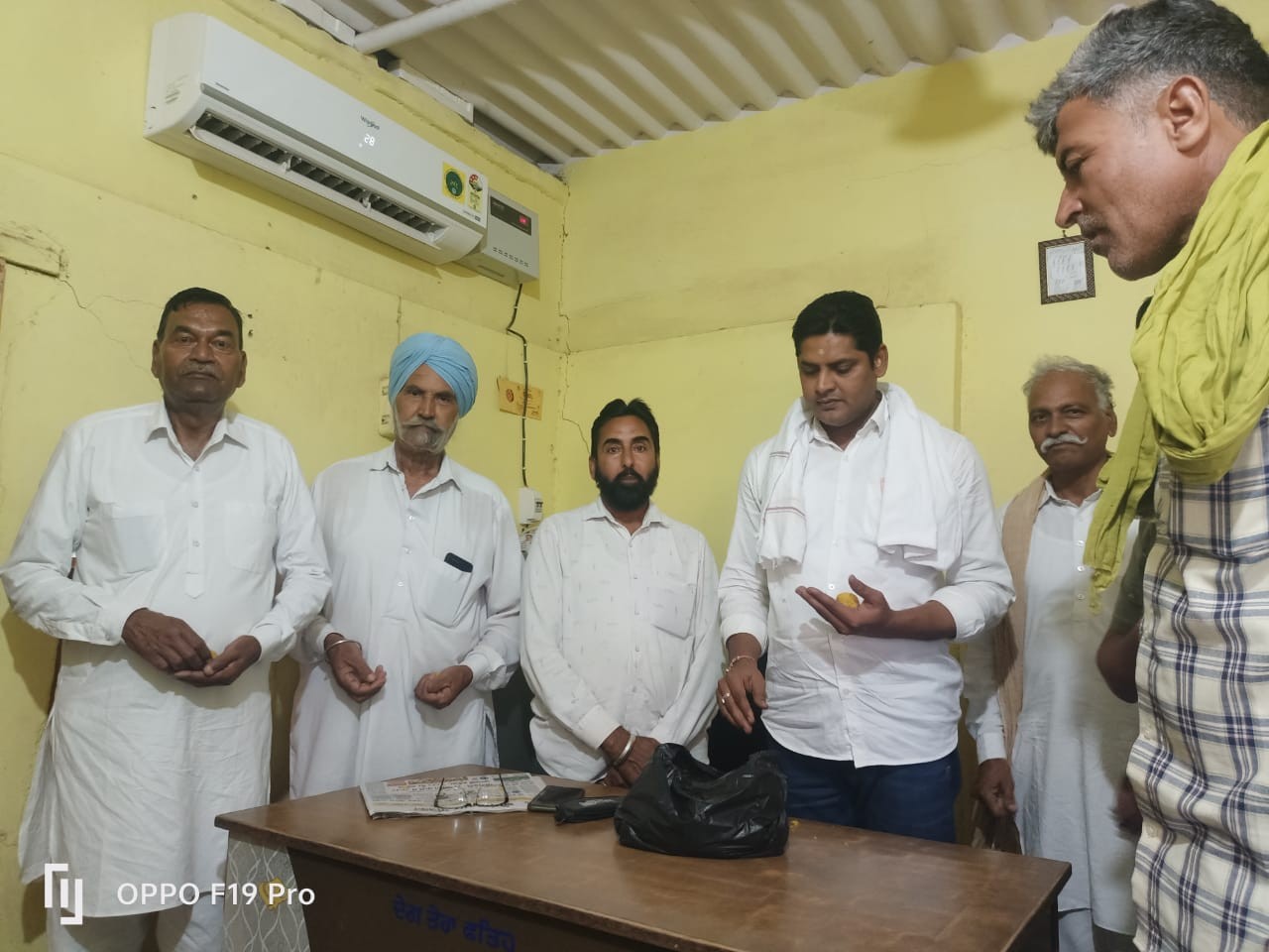 भाजपा जिला महामंत्री अविनाश डाबी ने किया रावला क्षेत्र का दौरा , कार्यकर्ताओं ने बांटी मिठाई