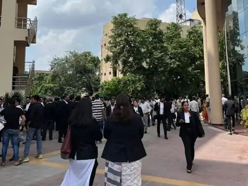 दिल्ली हाईकोर्ट में 3 बम की धमकी का मेल