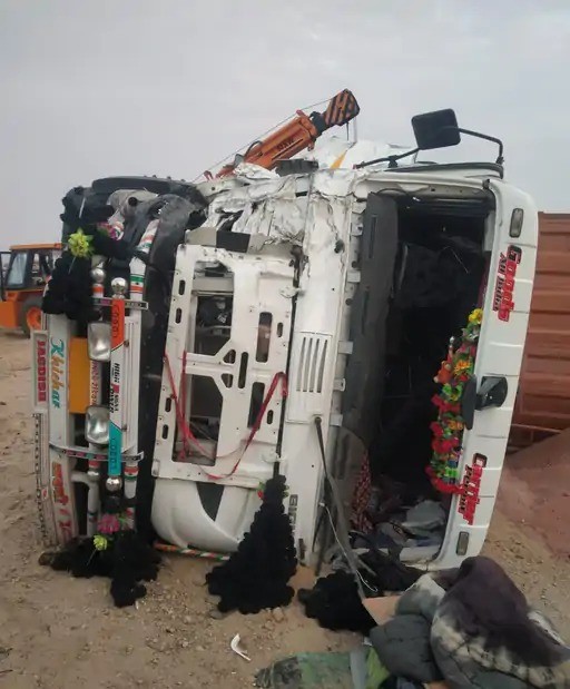 बीकानेर में भीषण सड़क हादसा, ट्रेलर ने 8 लोगों को कुचला, 4 की मौत