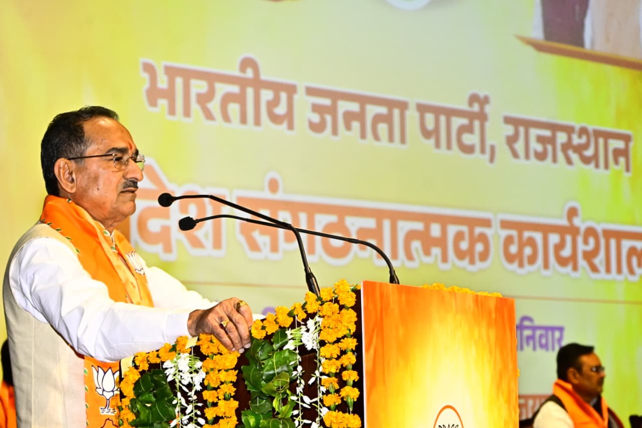 “कांग्रेसी मेंढक की तरह उछल-कूद कर रहे हैं”: मदन राठौड़ का डोटासरा पर पलटवार