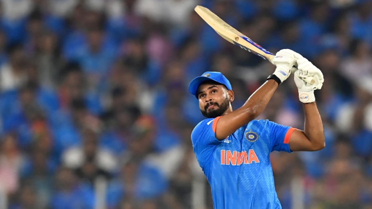 श्रेयस अय्यर की टी20 टीम में 'धमाकेदार' वापसी! 🇮🇳 तिलक वर्मा के चोटिल होने के बाद BCCI ने अनुभव पर जताया भरोसा। क्या अय्यर दिलाएंगे वर्ल्ड कप की टिकट?